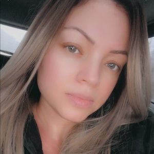 Meet your Posher, Lily